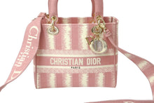 画像をギャラリービューアに読み込む, 極美品 Christian Dior クリスチャンディオール レディディオール 2WAYハンドバッグ ストライプ 刺繍 シグネチャー 中古 61575