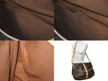 Load image into Gallery viewer, LOUIS VUITTON ルイ ヴィトン ソミュール35 ショルダーバッグ M42254 モノグラムキャンバス ブラウン 美品 中古 61581