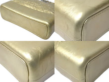 画像をギャラリービューアに読み込む, CHANEL シャネル ガブリエル ドゥ ショルダーバッグ ホーボー ココマーク A93824 24番台 2017年 カーフ ゴールド 美品 中古 61588