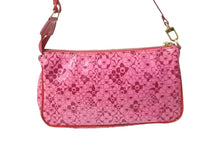 Load image into Gallery viewer, LOUIS VUITTON ルイヴィトン コスミックブラッサム ポシェット・コスミック ハンドバッグ M93166 CA0180 ローズ 美品 中古 61609