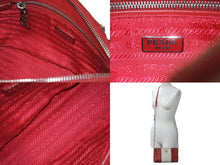 Load image into Gallery viewer, PRADA プラダ ショルダーバッグ サフィアーノレザー チェーンショルダー トライアングルロゴ レッド ホワイト 美品 中古 61629