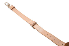 Load image into Gallery viewer, LOUIS VUITTON ルイヴィトン ショルダーストラップ ベージュ ヌメ革 ゴールド金具 美品 中古 61641