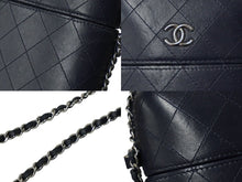 画像をギャラリービューアに読み込む, CHANEL シャネル フォンケース チェーンショルダーバッグ 25番台 ネイビー シルバー金具 美品 中古 61692