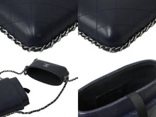 画像をギャラリービューアに読み込む, CHANEL シャネル フォンケース チェーンショルダーバッグ 25番台 ネイビー シルバー金具 美品 中古 61692