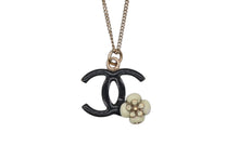 画像をギャラリービューアに読み込む, CHANEL シャネル ココマーク ネックレス 重量約6.1g ゴールド ブラック カメリア メタル 美品 中古 61721
