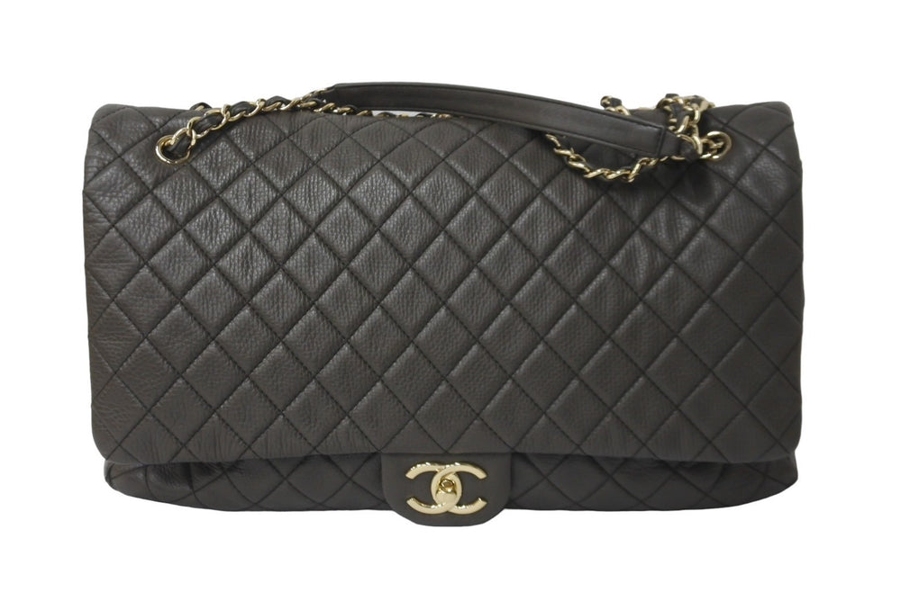 極美品 CHANEL シャネル ジャンボ マトラッセ ショルダーバッグ カーキ チェーンショルダー デカマト 中古 61732