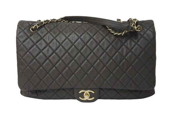 極美品 CHANEL シャネル ジャンボ マトラッセ ショルダーバッグ カーキ チェーンショルダー デカマト 中古 61732