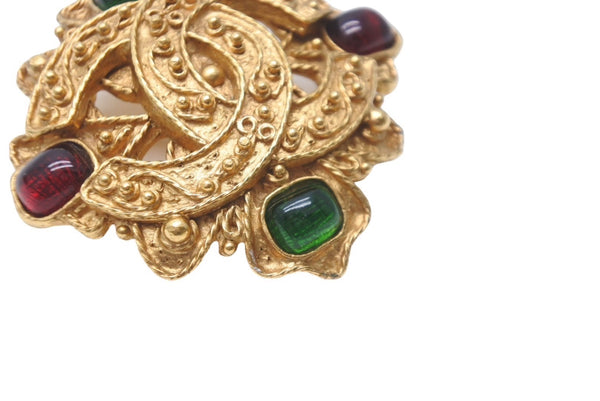 CHANEL Colored Stone Gold Brooch 94A Green Red Gold Hardware Accessory Good Condition Used 61781