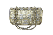 Load image into Gallery viewer, CHANEL シャネル ココマークパッチワーク CCチェーンショルダーバッグ ゴールド シルバー金具 12番台 総柄 美品 中古 61824