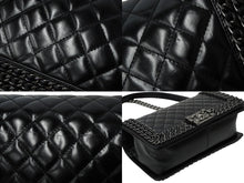 Load image into Gallery viewer, CHANEL シャネル ショルダーバッグ マトラッセ ボーイシャネル チェーン 23番台 ブラック レザー ヴィンテージシルバー金具 中古 61924