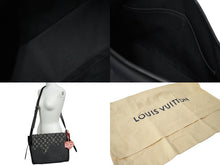 Load image into Gallery viewer, LOUIS VUITTON ルイ ヴィトン × NIGO コラボ ブザス トーキョー モノグラムドリップ ショルダーバッグ M45971 美品 中古 61945