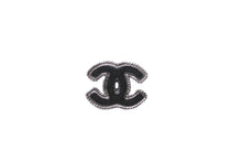 Load image into Gallery viewer, CHANEL シャネル ピアス ココマーク B13S刻印 ブラック シルバー メタル イタリア製 アクセサリー ジュエリー 美品 中古 62064