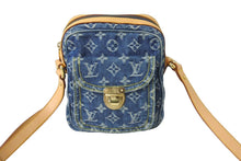 画像をギャラリービューアに読み込む, 極美品 LOUIS VUITTON ルイ ヴィトン モノグラムデニム カメラバッグ ショルダーバッグ M95348 インディゴ ブルー 中古 62094