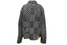 Load image into Gallery viewer, LOUIS VUITTON ルイヴィトン × NIGO ニゴー コラボ ジャイアントダミエウェーブス デニムジャケット モノグラム 54 美品 中古 62102