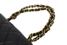 Load image into Gallery viewer, CHANEL シャネル チェーンショルダーバッグ マトラッセ ラムスキン 3番台 1995 ココマーク ブラック ゴールド金具 美品 中古 62146