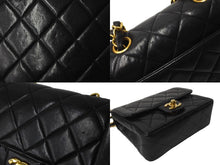 Load image into Gallery viewer, CHANEL シャネル チェーンショルダーバッグ マトラッセ ラムスキン 3番台 1995 ココマーク ブラック ゴールド金具 美品 中古 62146