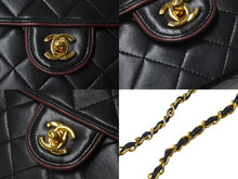 Load image into Gallery viewer, CHANEL シャネル ヴィンテージ ミニマトラッセチェーンショルダーバッグ19cm 1番台 ブラック レッド バイカラー 美品 中古 62197