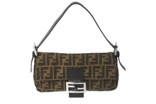 Load image into Gallery viewer, FENDI フェンディ マンマバケット ハンドバッグ アクセサリーポーチ ズッカ柄 ブラウン シルバー金具 美品 中古 62276