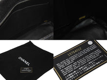 画像をギャラリービューアに読み込む, 極美品 CHANEL シャネル 復刻トートバック A01804 15番台 キャビアスキン ブラック シルバープレート 中古 62280