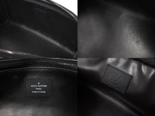 画像をギャラリービューアに読み込む, LOUIS VUITTON ルイヴィトン スノー カプセル コレクション ドップキット ナイロン ブラック M21435 ICチップ 良品 中古 62281