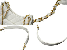 Load image into Gallery viewer, 極美品 CHANEL シャネル チェーンショルダーバッグ AS3693 キャビアスキン ホワイト ゴールド金具 中古 62298