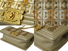 画像をギャラリービューアに読み込む, 新品同様 CHANEL シャネル ボーイシャネル20 ショルダーバッグ カーフスキン 20番台 ゴールド ゴールド金具 中古 62300