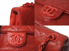 Load image into Gallery viewer, 極美品 CHANEL シャネル ショルダーバッグ ココマーク マトラッセ キャビアスキン 29番台 レッド レッド金具 中古 62323
