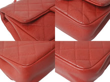 Load image into Gallery viewer, 極美品 CHANEL シャネル ショルダーバッグ ココマーク マトラッセ キャビアスキン 29番台 レッド レッド金具 中古 62323