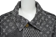 Load image into Gallery viewer, LOUIS VUITTON ルイヴィトン NIGO ジャイアント ダミエウェーブス デニムジャケット HJA11WUZC A435 48 ブラック 美品 62415