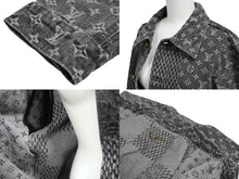 Load image into Gallery viewer, LOUIS VUITTON ルイヴィトン NIGO ジャイアント ダミエウェーブス デニムジャケット HJA11WUZC A435 48 ブラック 美品 62415