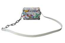 Load image into Gallery viewer, LOUIS VUITTON ルイヴィトン ミニ・ソフトトランク ショルダーバッグ 23SS モノグラム・コミック M82008 ホワイト 美品 中古 62418