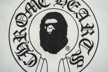 画像をギャラリービューアに読み込む, A BATHING APE アベイシングエイプ×Chrome Hearts クロムハーツ コラボ 半袖Tシャツ XS ホワイト ブラック 美品 中古 62591