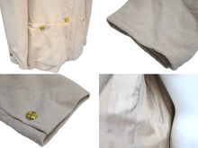 画像をギャラリービューアに読み込む, CHANEL シャネル ウール ダブルジャケット U01119V04724 ベージュ サイズ40 ココマークボタン 美品 中古 62615