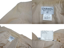 画像をギャラリービューアに読み込む, CHANEL シャネル ウール ダブルジャケット U01119V04724 ベージュ サイズ40 ココマークボタン 美品 中古 62615