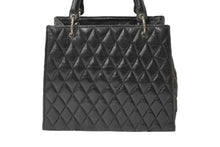 Load image into Gallery viewer, CHROME HEARTS クロムハーツ ラムキルティングトート ダガー クロス BSフレア チャーム ブラック シルバー金具 良品 中古 62661