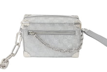 Load image into Gallery viewer, 極美品 LOUIS VUITTON ルイヴィトン ミニソフトトランク ショルダーバッグ M59726 ダミエ・グリッター 22SS シルバー 中古 62691
