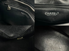 画像をギャラリービューアに読み込む, CHANEL シャネル 復刻トートバック A01804 7番台 キャビアスキン ブラック シルバープレート 美品 中古 626922