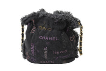 画像をギャラリービューアに読み込む, 極美品 CHANEL シャネル 巾着ミニ チェーンショルダーバッグ ランダム デニム ブラックパープル ゴールド金具 中古 62698