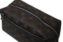 画像をギャラリービューアに読み込む, LOUIS VUITTON ルイヴィトン トゥルーストワレ モノグラムマカサー ポーチ M40378 ブラウン シルバー金具 美品 中古 62814