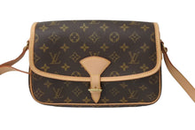 Load image into Gallery viewer, LOUIS VUITTON ルイヴィトン ソローニュ モノグラム M42250 TH4088 ショルダーバッグ ブラウン ゴールド金具 美品 中古 62818