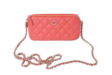 Load image into Gallery viewer, CHANEL シャネル 長財布 チェーンウォレット ココマーク 25番台 レッド キャビアスキン シルバー金具 美品 中古 62827