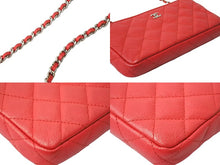 Load image into Gallery viewer, CHANEL シャネル 長財布 チェーンウォレット ココマーク 25番台 レッド キャビアスキン シルバー金具 美品 中古 62827