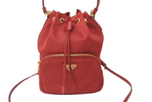 Load image into Gallery viewer, 極美品 PRADA プラダ ハンドバッグ 2WAY トライアングルロゴ ナイロン ネ レッド 巾着 1BH038 中古 62931