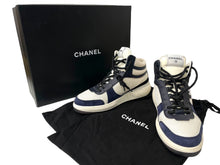 画像をギャラリービューアに読み込む, CHANEL シャネル ファブリック レザー ハイカットスニーカー サイズ41 G38804 Y55747 K3966 ホワイト ネイビー 良品 中古 62953