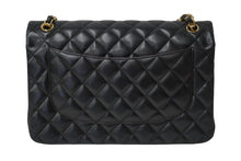 Load image into Gallery viewer, 極美品 CHANEL シャネル チェーンショルダーバッグ マトラッセ30 Wフラップ A58600 ブラック 18番台 中古 62961