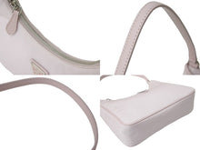 Load image into Gallery viewer, 未使用 PRADA プラダ リエディション 2005 ハンドバッグ 1NE204 ナイロン レザー ピンク シルバー金具 中古 62962