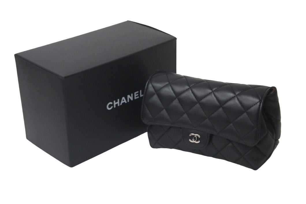 極美品 CHANEL シャネル ポーチ マトラッセ 17番台 化粧ポーチ ラムスキン ブラック シルバー金具 中古 62973 – Casanova  Vintage