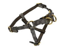 画像をギャラリービューアに読み込む, 極美品 GUCCI グッチ 犬用ハーネス XSサイズ ドッグ 692965 GG PVC レザー ベージュ ゴールド金具 中古 62975
