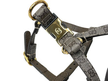 画像をギャラリービューアに読み込む, 極美品 GUCCI グッチ 犬用ハーネス XSサイズ ドッグ 692965 GG PVC レザー ベージュ ゴールド金具 中古 62975