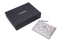 画像をギャラリービューアに読み込む, 極美品 CHANEL シャネル カードケース ココマーク AP0219 24番台 キャビアスキン シルバー 中古 63001